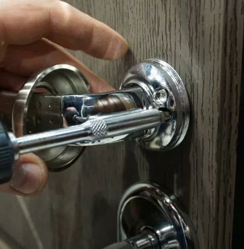 Вскрытие замков: особенности процедуры