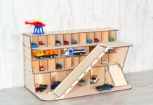 Гараж из фанеры для детских машин: как сделать?