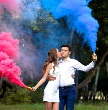 Дымовая шашка для гендерной фотосессии