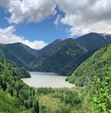 Путешествие по Абхазии из Красной Поляны