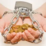 Как выбраться из долговой ямы по микрозаймам самостоятельно если нет денег отзывы