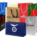 Пакеты с логотипом: преимущества для популяризации бренда