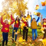 Как организовать отдых школьника и ребенка в осенние каникулы?