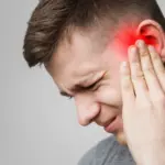 Что делать при боли в ухе