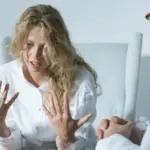 Когда стоит обратиться к психиатру: тревожные симптомы