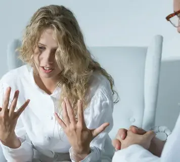 Когда стоит обратиться к психиатру: тревожные симптомы